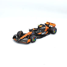 Pit Stop McLaren avec MCL38 #4 Lando Norris Mod`ele Diecast 'Echelle 1:43 F1 2024
